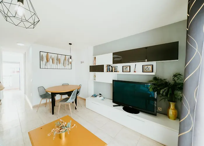 Spacious 2 Bedroom Golden By Aqua Vista Tenerife