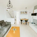 Spacious 2 Bedroom Golden By Aqua Vista Tenerife Apartment *